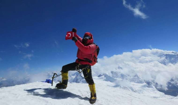 Milli dağcı Tunç Fındık, 14x8000 projesini bitiren ilk Türk oldu