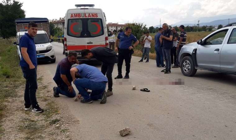 Komşusunu, dükkanına su kaçırdığı gerekçesiyle silahla vurdu