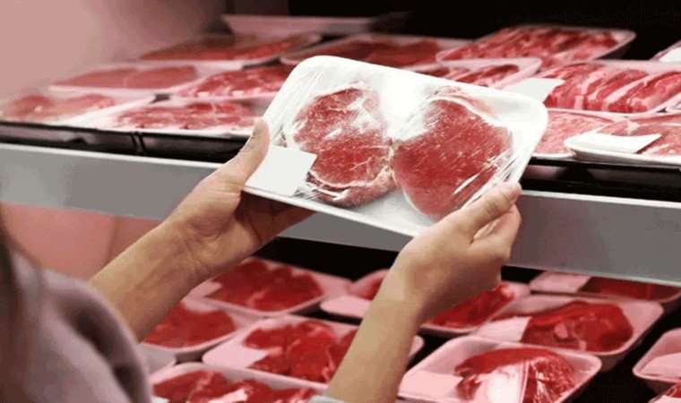 Prof. Dr. Selahattin Kumru: 'Çiğ et tüketimi ve çiğ et ile temas etmek tehlikeli olabilir'