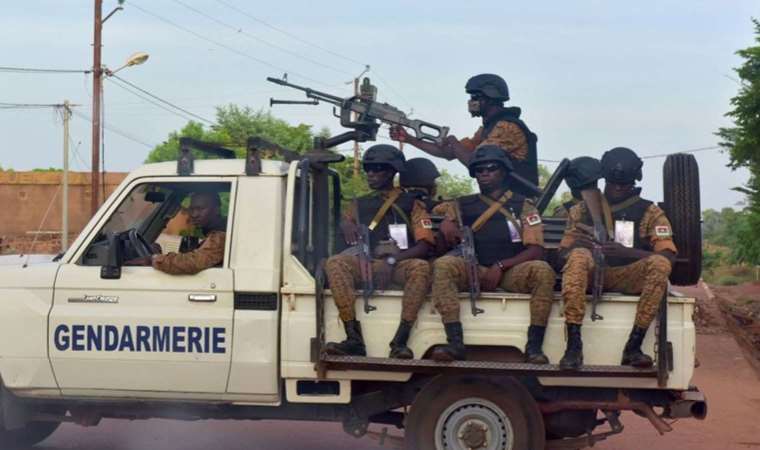 Burkina Faso’da askeri konvoya pusu: 34 ölü, 20 yaralı