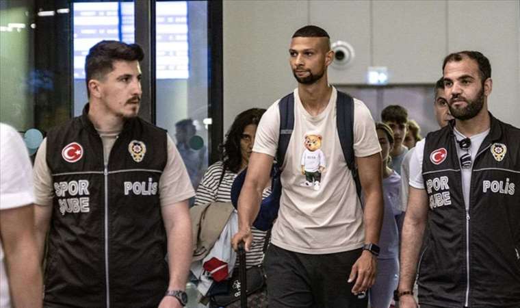 Trabzonspor'un yeni transferi Joaquin Fernandez Moreno İstanbul'a geldi