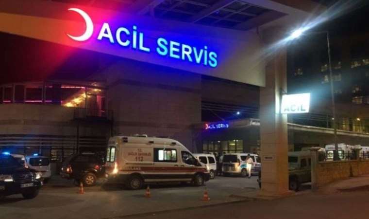 Gaziantep'te devrilen otomobildeki 1 kişi öldü, 3 kişi yaralandı