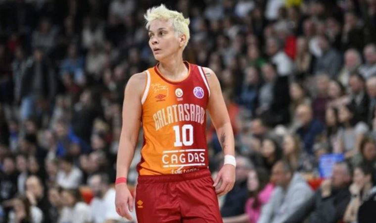 Işıl Alben, parkelere veda etti!