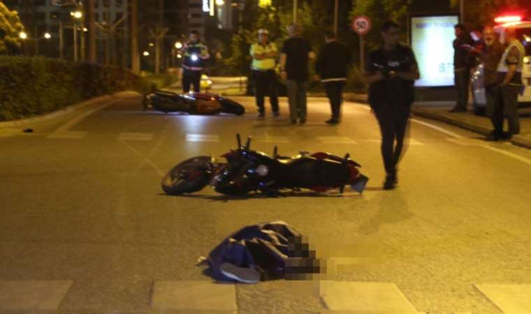 Eskişehir'de korkunç kaza... Sollama yaparken arkadaşının kullandığı motosiklete çarptı: 18 yaşındaki Ezgi hayatını kaybetti