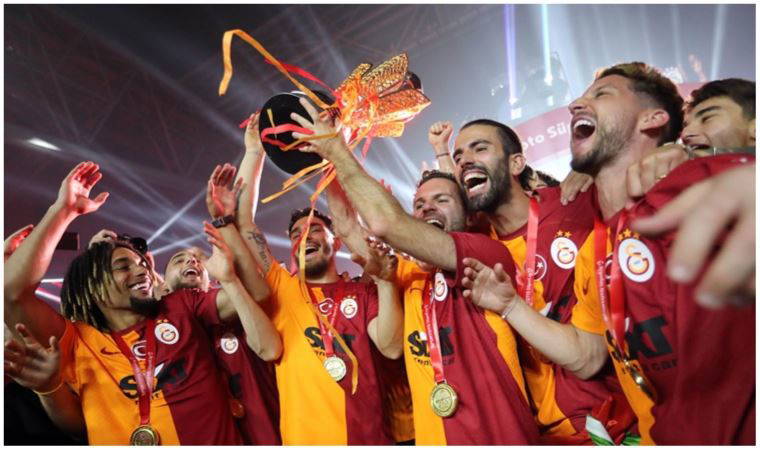 Galatasaray şampiyonluk kupasını kaldırdı (05 Haziran 2023)