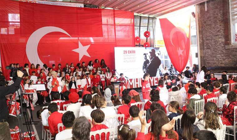 Daha iyi bir dünya için araştıran sorgulayan, duyarlı bireyler... ‘Andımız doğruluk dürüstlüktür’
