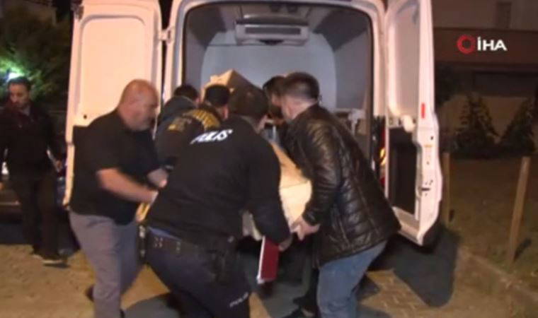 Büyükçekmece’de bir kadın evinin banyosunda boğazından bıçaklanmış halde ölü olarak bulundu