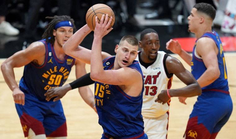 Nikola Jokic ile Jamal Murray tarihe geçti: Denver Nuggets seride 2-1 önde