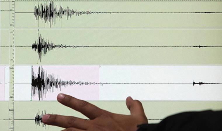Son dakika... Yunanistan'da 4.9 büyüklüğünde deprem!