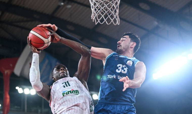 Pınar Karşıyaka, Türkiye Sigorta Basketbol Süper Ligi play-off final serisinde öne geçti