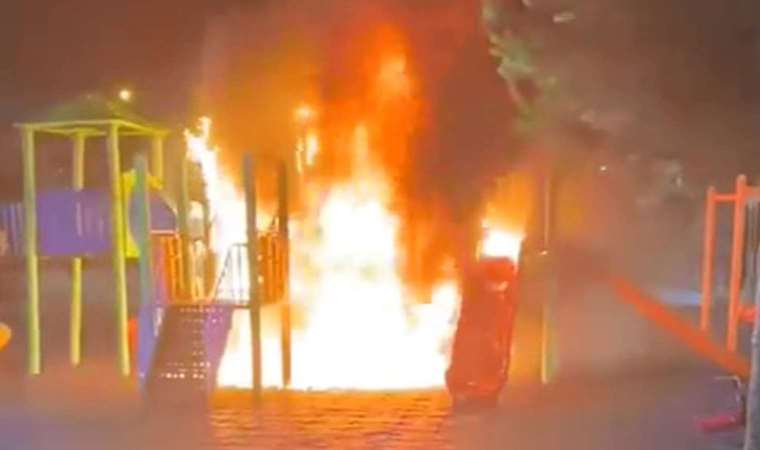 Bingöl’de çocuk parkı ateşe verildi