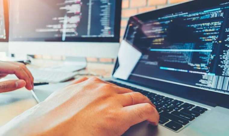 Bilişim hukukçusu Av. Özmestik'ten kritik e-devlet uyarısı: 'Hakları ihlal edecek sorunlar ortaya çıkabilir'