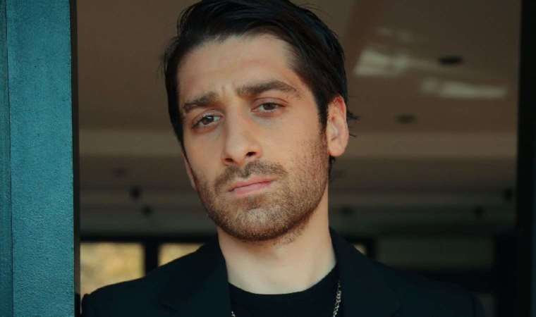 Bora Akkaş kimdir, kaç yaşında? Bora Akkaş evli mi, eşi kim? Bora Akkaş hangi dizi ve filmlerde oynadı?