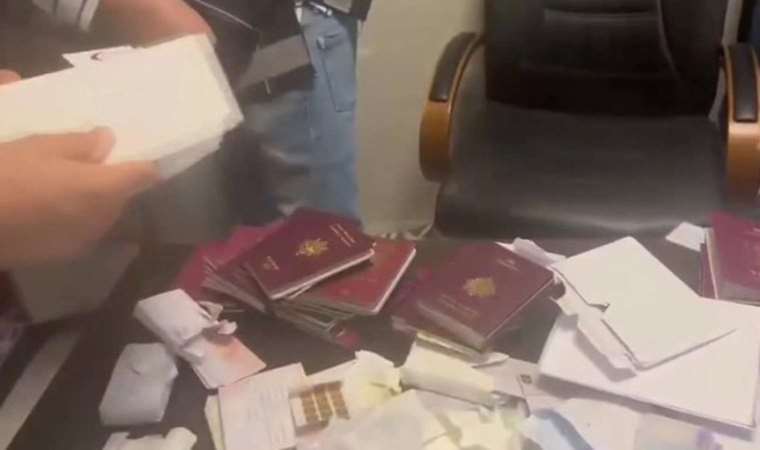 İstanbul’da sahte pasaport operasyonu: Yüzlerce sahte pasaport ve kimlik ele geçirildi
