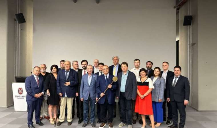 Rusya’nın Asası, Kant’ın barışı