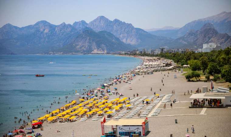 Meteoroloji Bölge Müdürü'nden kritik 'Antalya' uyarısı: 'En sıcak 3 ilden biri olacak'