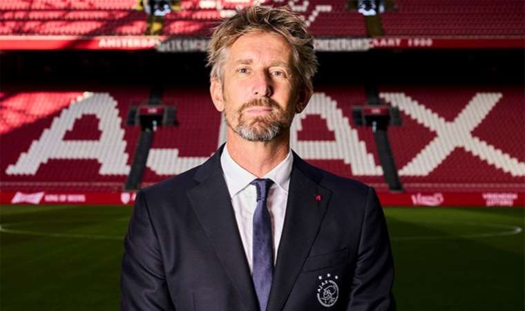 Edwin van der Sar'ın son durumu belli oldu