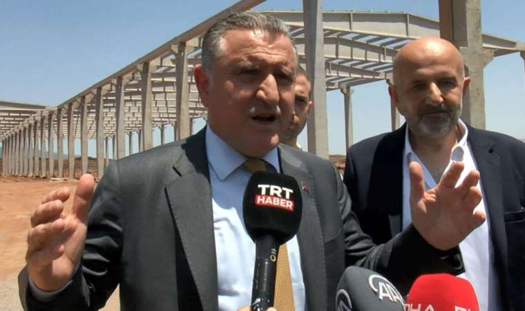 Bakan Osman Aşkın Bak'tan deprem bölgesine yapılacak yurtlarla ilgili açıklama