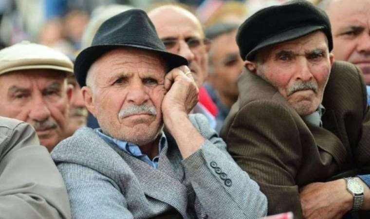 Son dakika... Emekliye yüzde 25 zam teklifi ‘seyyanen zam’sız kabul edildi