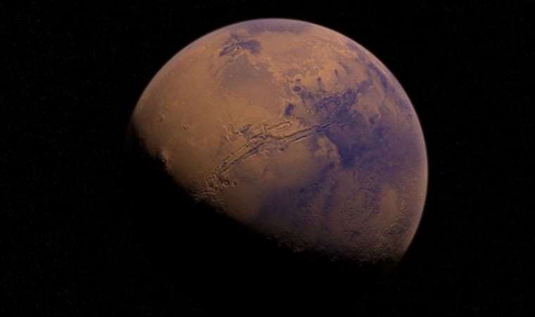 NASA'nın Mars'ta organik molekül keşfettiği açıklandı