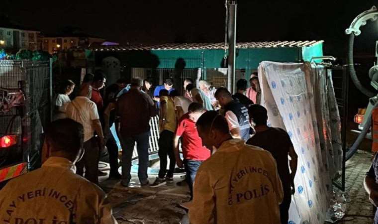 Antalya'da elektrik akımına kapılan 2'si işçi 3 kişi yaşamını yitirdi