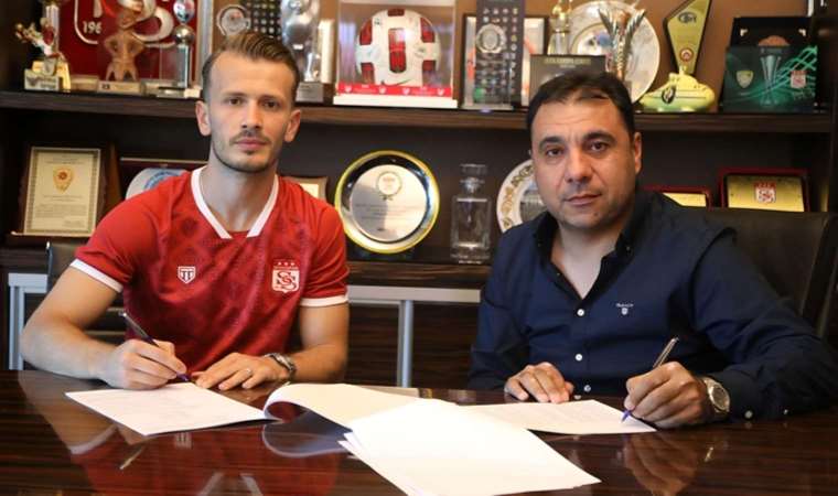 Sivasspor Abdulkadir Parmak'ı resmen açıkladı