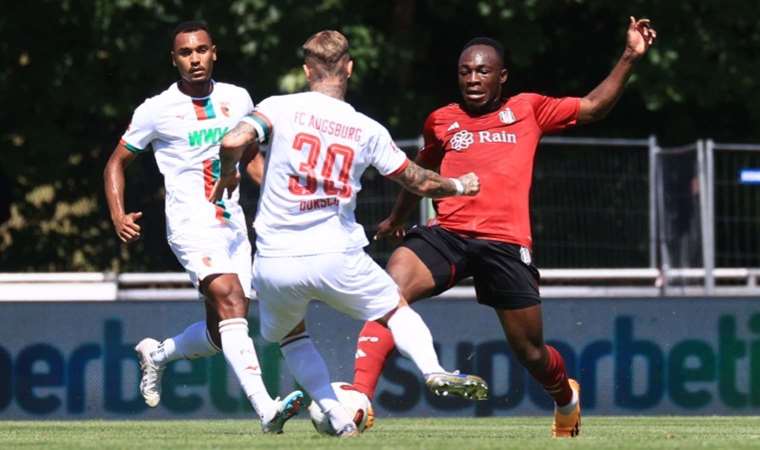 Beşiktaş - Augsburg maçı yarıda kaldı!
