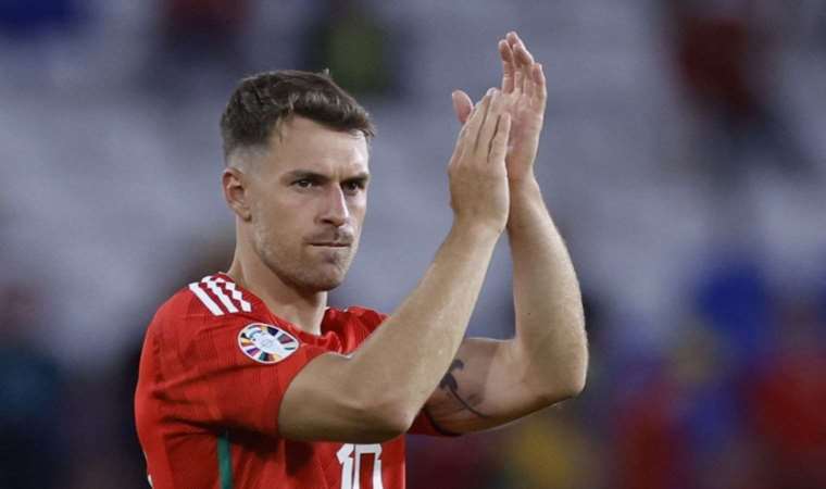 Erol Bulut'un çalıştırdığı Cardiff City, Aaron Ramsey'yi transfer etti
