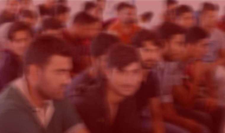 DP'li İlay Aksoy'dan sığınmacı açıklaması: Hızlı ve düzensiz insan sirkülasyonu var