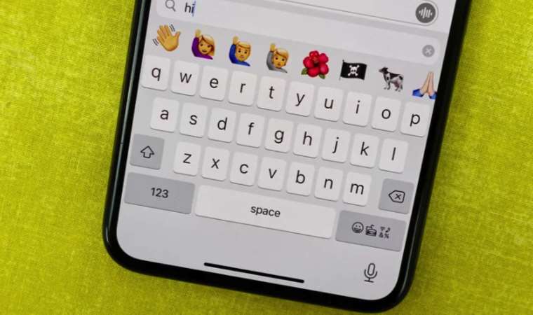 Dünyada en fazla 'sevinç gözyaşlarıyla gülen yüz' emojisi kullanılıyor