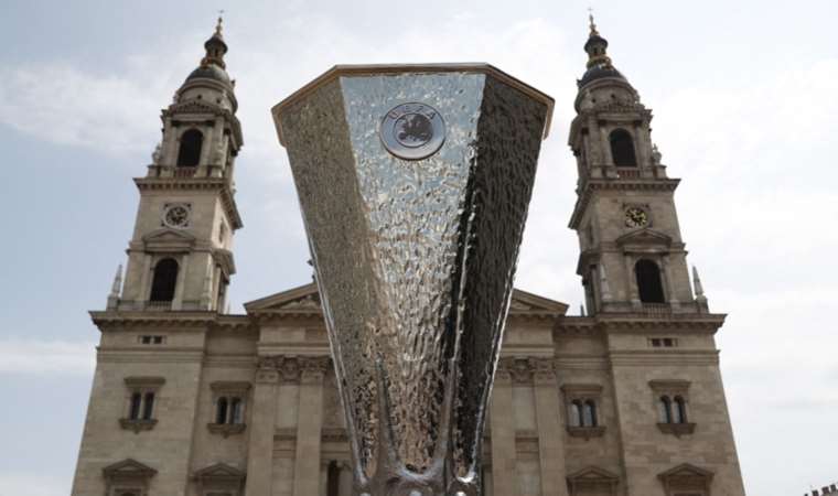 UEFA açıkladı: Türkiye'den resmi final başvurusu!