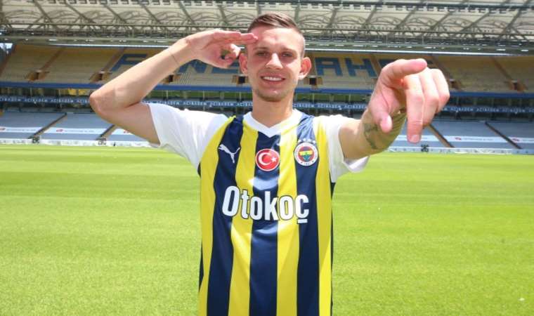 Fenerbahçeli futbolcu Sebastian Szymanski'den şampiyonluk mesajı