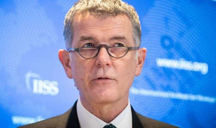 İngiliz istihbaratı MI6 Rus muhalifleri casus olarak işe aldığını açıkladı