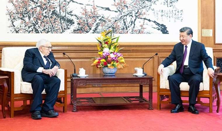 ABD'li diplomat Henry Kissinger'dan sürpriz Çin ziyareti
