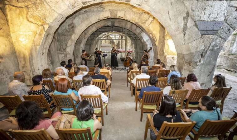 2 bin 500 yıllık mekânda klasik müzik konseri