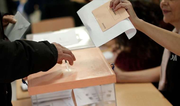 İspanya'da seçim yarışı başladı