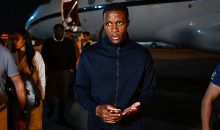 Wilfried Zaha Galatasaray için İstanbul'da