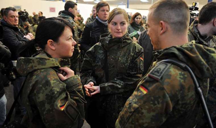 Almanya, savunma harcamalarını artırıyor