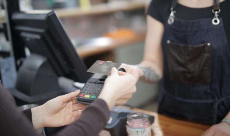 İktidar, kredilere ulaşımı zorlaştırmak için nakit avans ve kredi faizlerini artırdı: Yurttaşa ‘Nas’ yok!