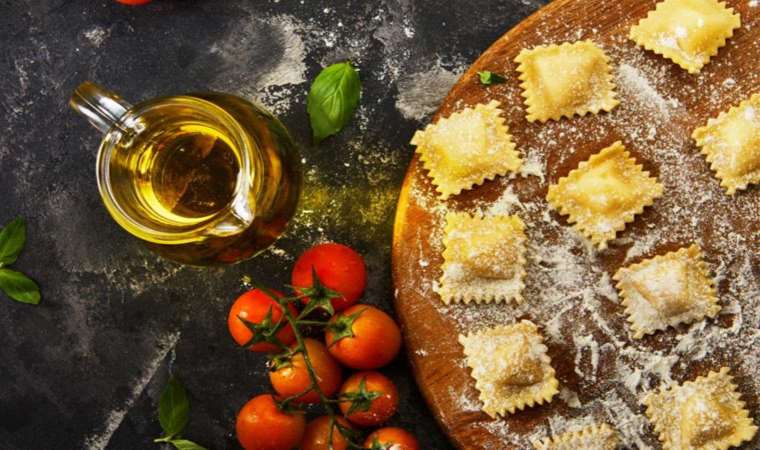 Ravioli nasıl yapılır? Püf noktalarıyla İtalyan klasiği Ravioli tarifi…