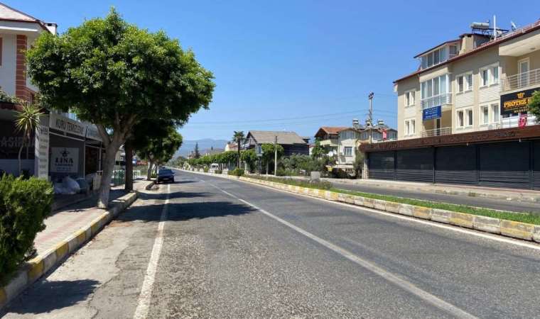 Ege sıcaktan kavruluyor: Sokaklar boş kaldı