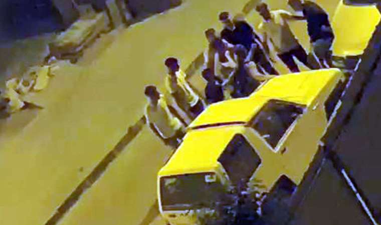 Avcılar'da taciz şüphelisine mahalleliden darp
