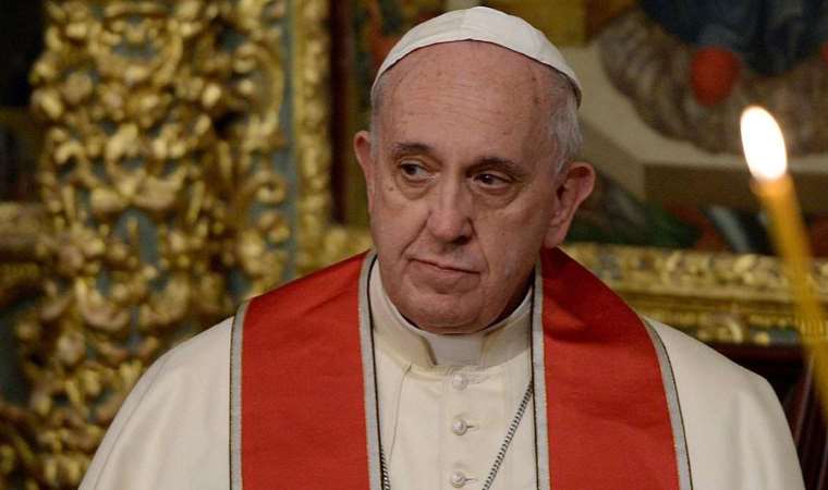 Papa'dan LGBT'ye destek: 'Tanrı bizi olduğumuz gibi seviyor'