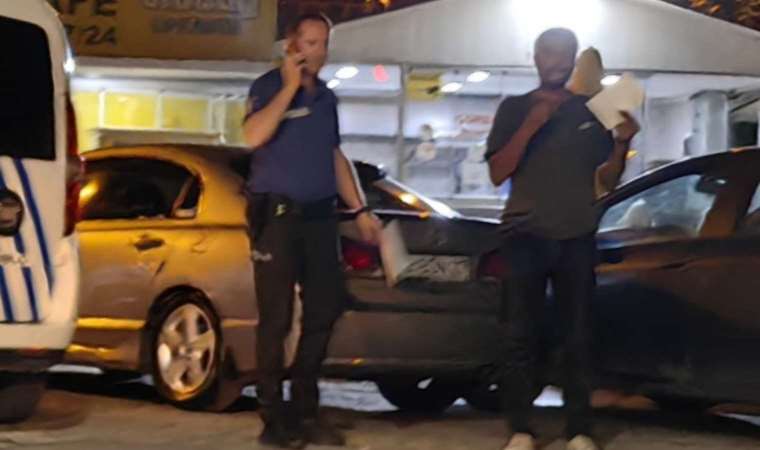 Düğünde evli olduğu kadını bıçakladı!