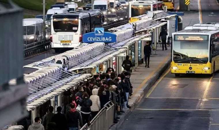 Son dakika... İstanbul'da ulaşıma zam teklifi ertelendi