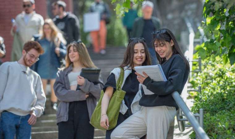 İzmir’den 76 ülkeye ‘Yeteneği zirveye taşıyan’ üniversite