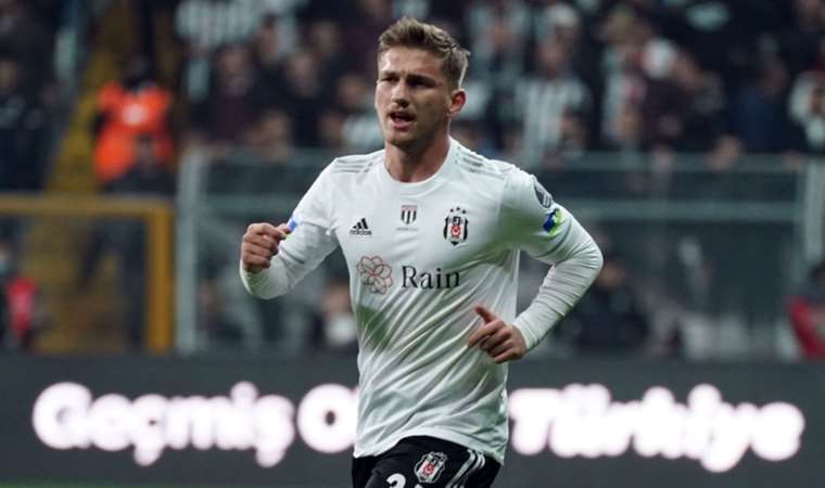 Semih Kılıçsoy kimdir, nereli, kaç yaşında? Semih Kılıçsoy hangi takımlarda futbol oynadı?
