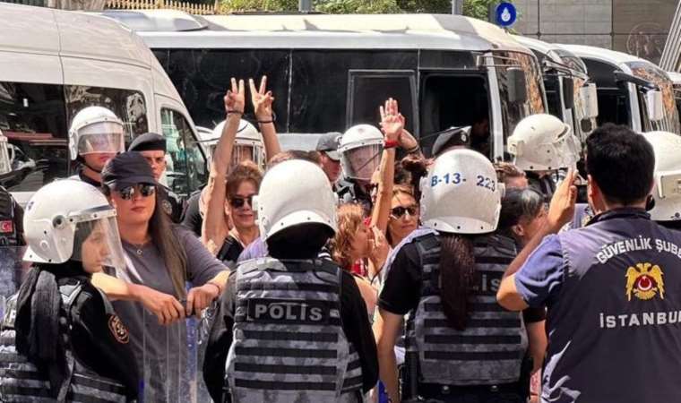 Cumartesi Anneleri'ne yine polis müdahalesi... 47 gözaltı!