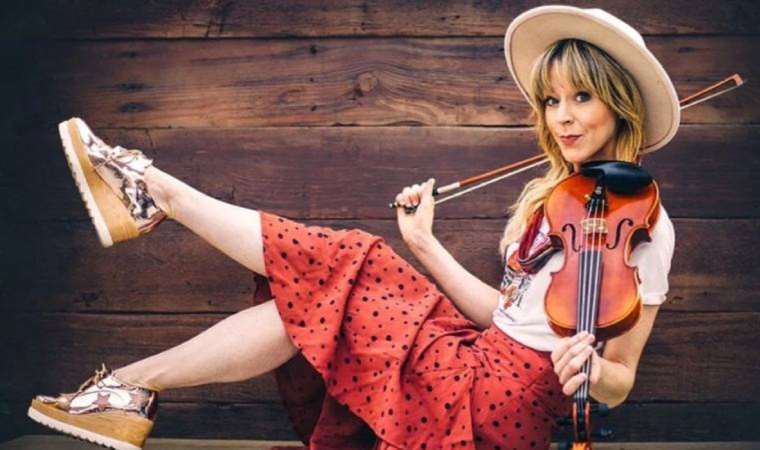 Keman virtüözü Stirling İstanbul'da!