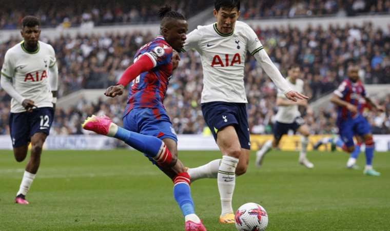 Fenerbahçe'ye Wilfried Zaha müjdesi!